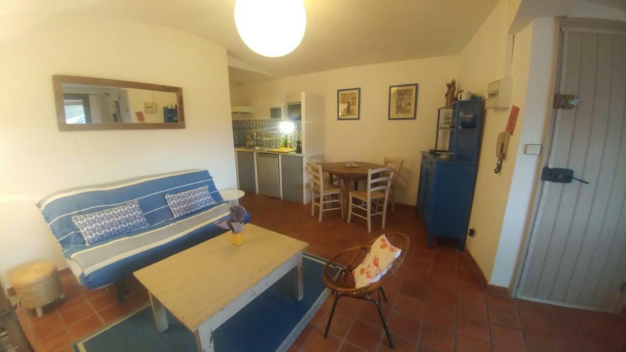VILLA TRUCHET, Place du Forum, calme, wifi Arles Exterior foto